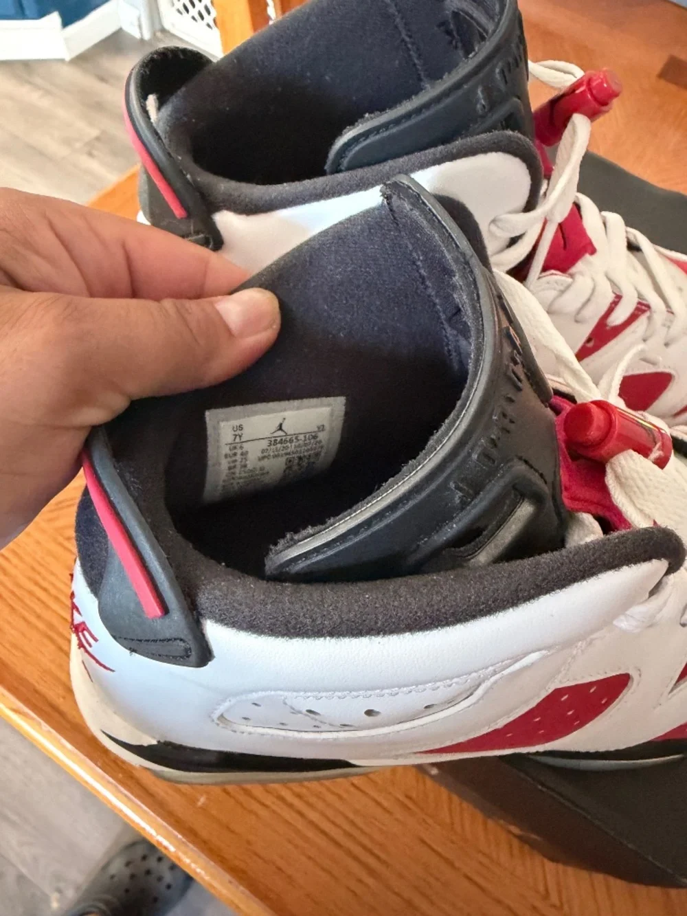 Jordan 6 carmine